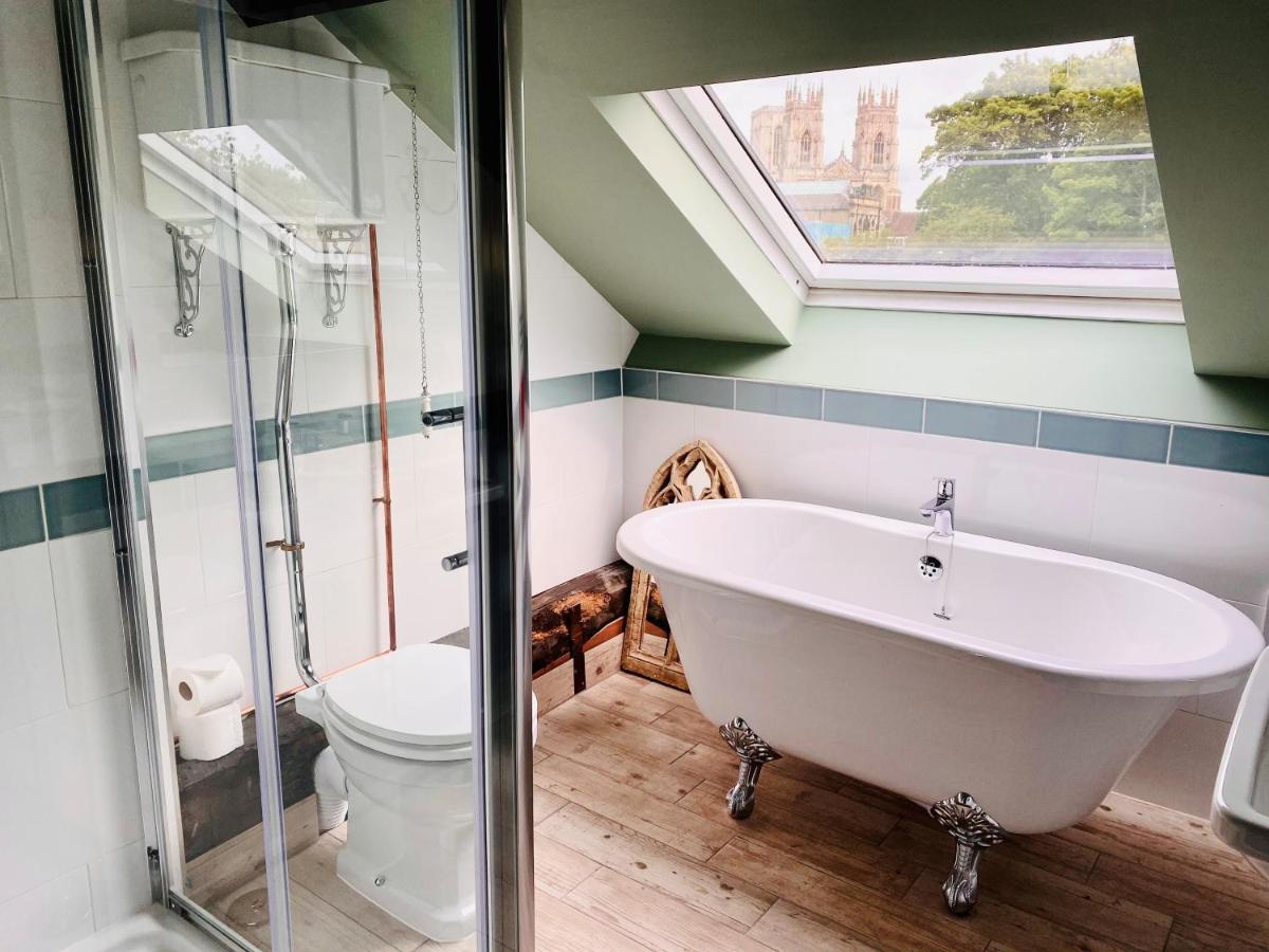 Minster Walk Guesthouse York Bagian luar foto