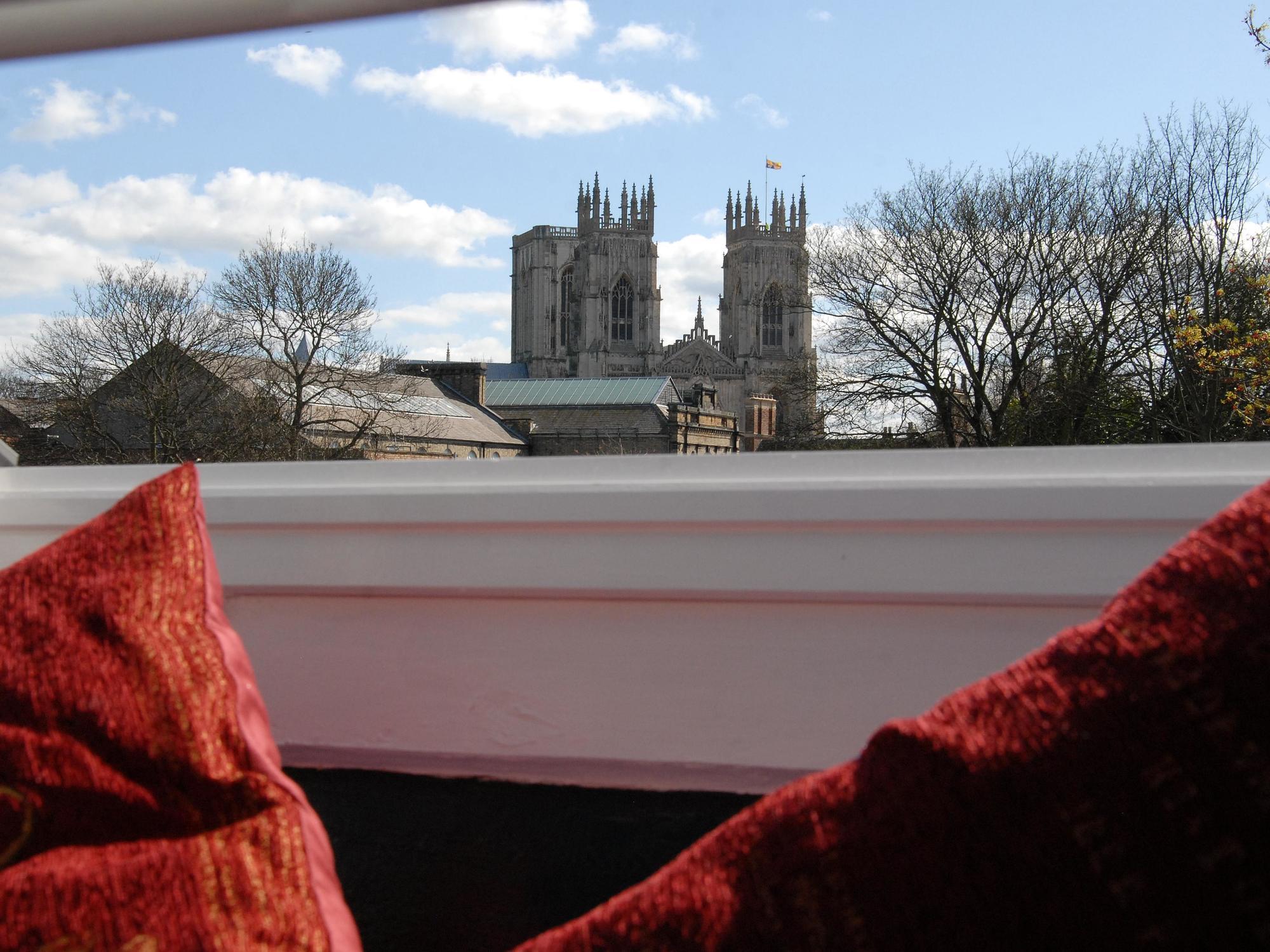 Minster Walk Guesthouse York Bagian luar foto